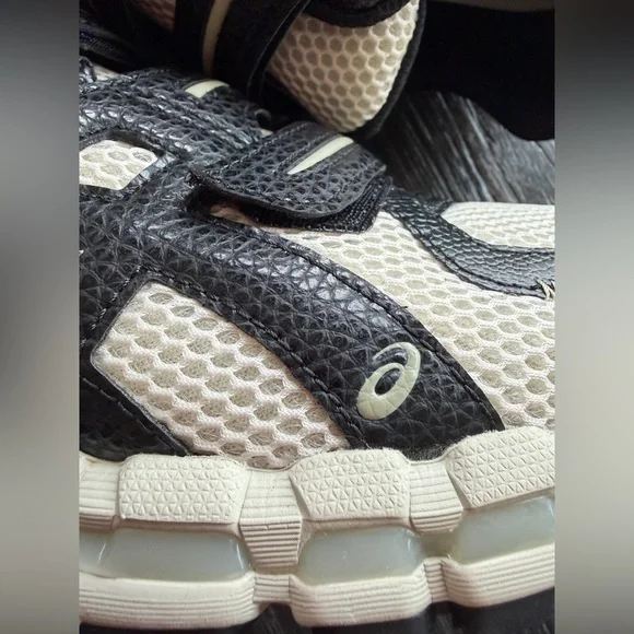 HAL STUDIOS x ASICS Gel Kayano 20 Bone - size 10.5 men’s - Picture 3 of 9